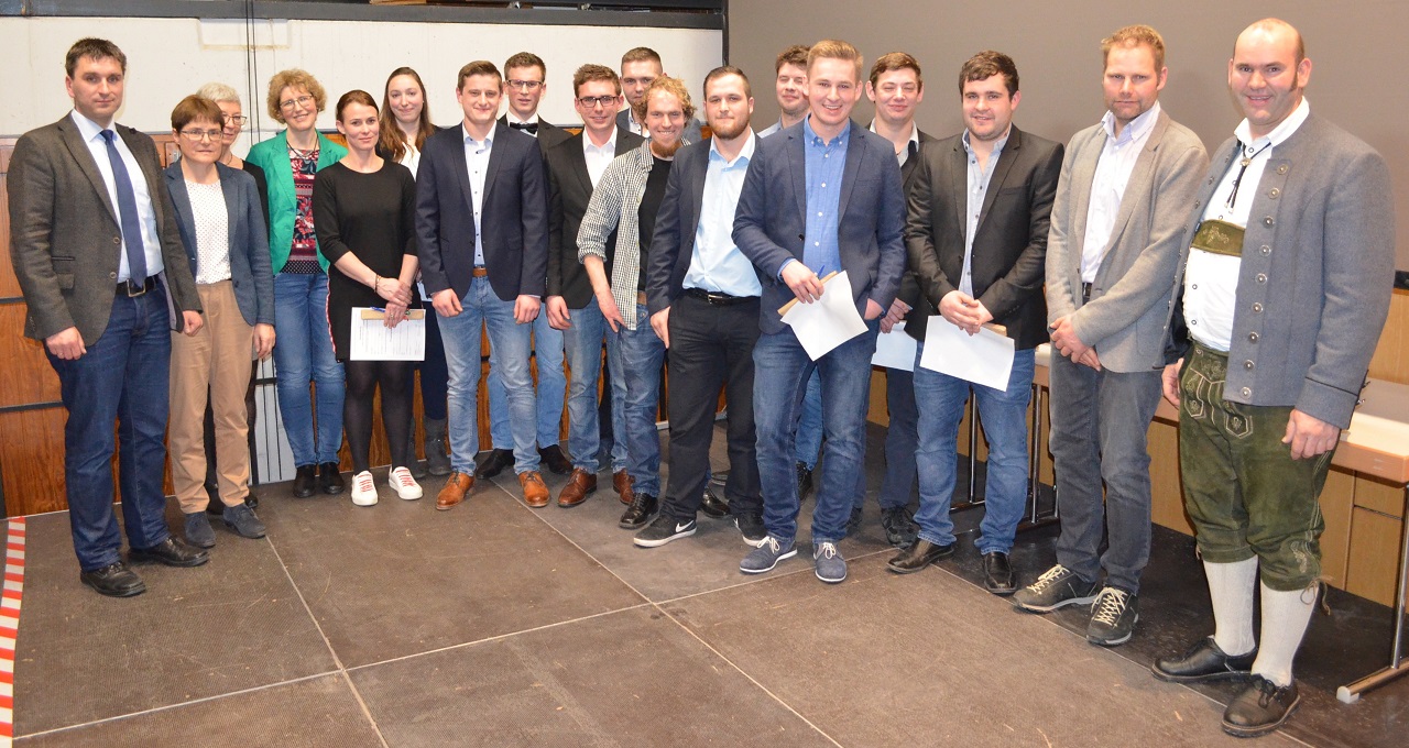 Schülerabend 2020 - ein großes Fest der Ravensburger Fachschule für